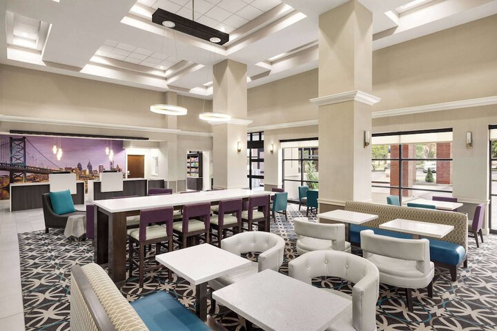 La Quinta Inn & Suites by Wyndham Newark - Elkton