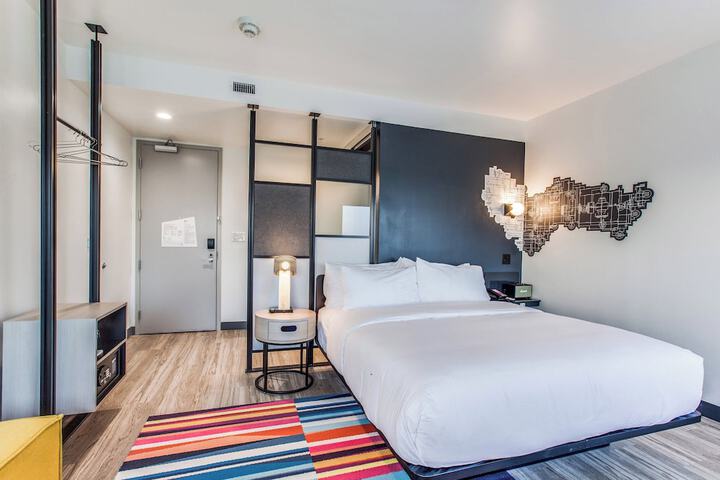 Aloft by Marriott Dallas Arlington Entertainment District