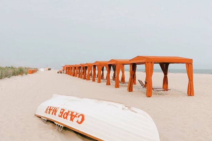 Montreal Beach Resort
