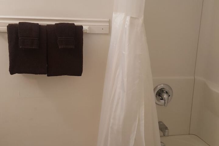 Room 34 of 34