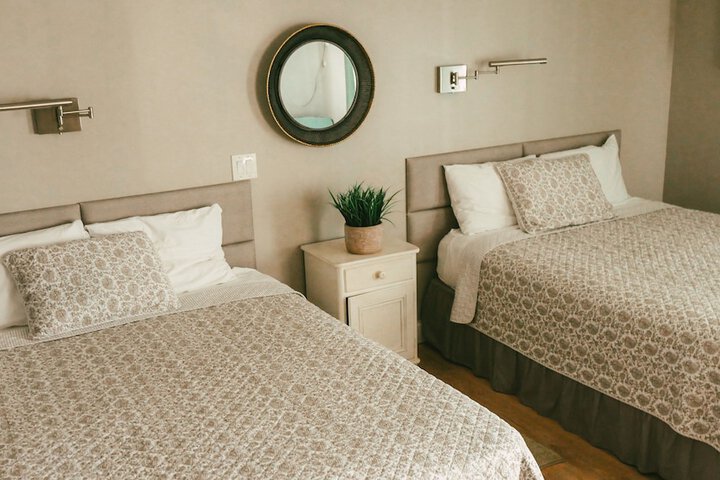 Room 107 of 124