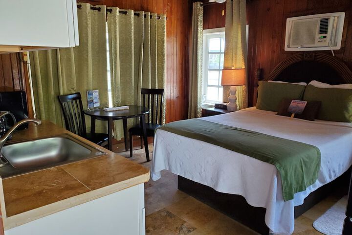 Room 155 of 219