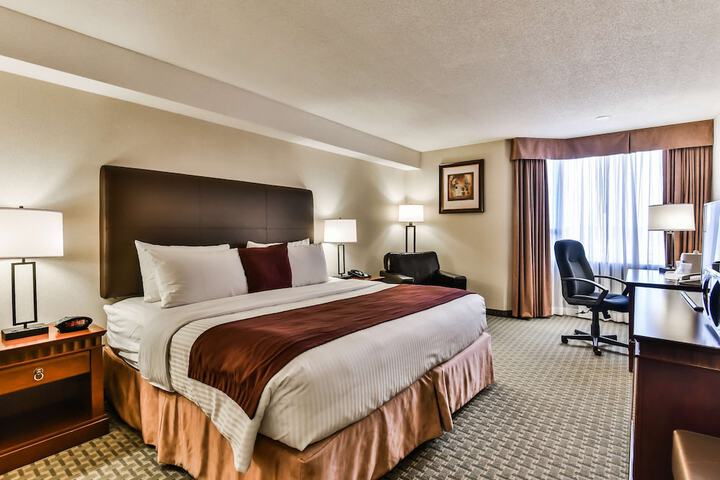Room 15 of 36