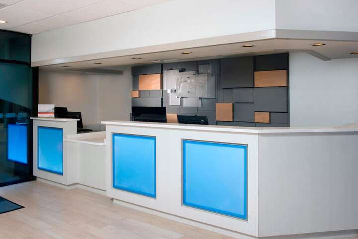 Hotel 5 of 98