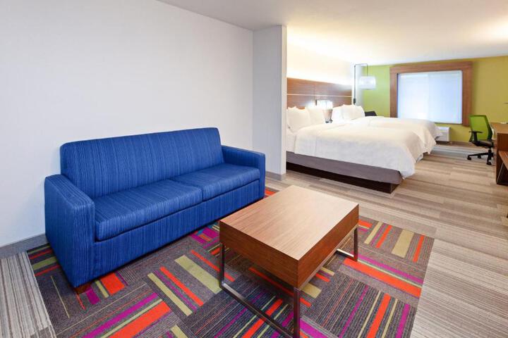 Holiday Inn Express & Suites Clovis-Fresno Area by IHG