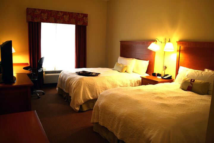 Room 11 of 22