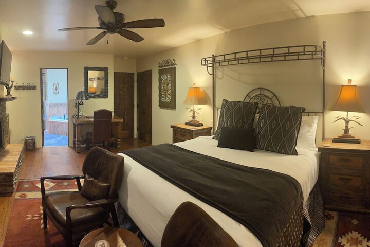 Room 193 of 285