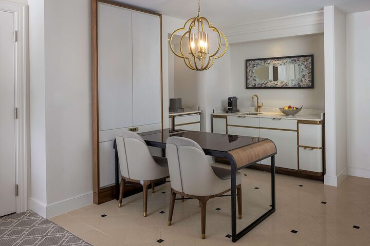 Waldorf Astoria Orlando - An Official Walt Disney World Hotel