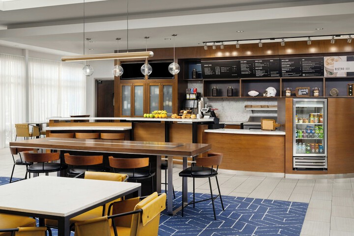 Breakfast/Coffee Service 29 of 34