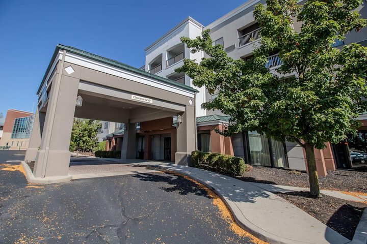 Country Inn & Suites by Radisson Convention Center