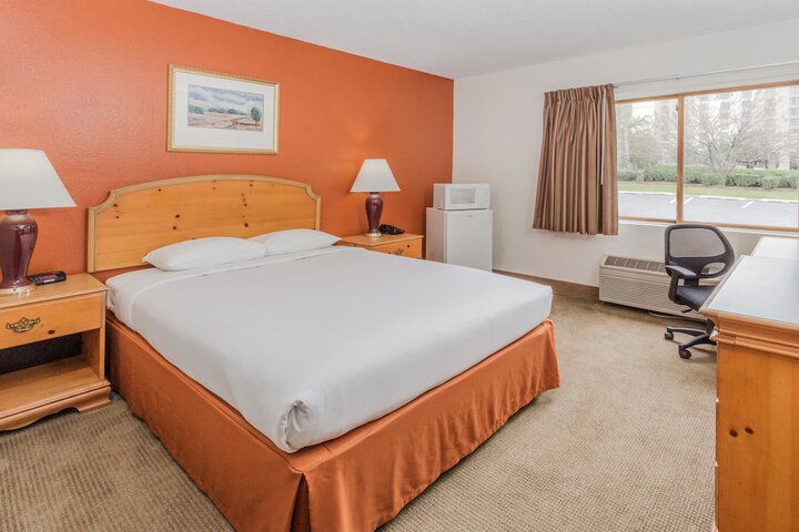 Room 30 of 49