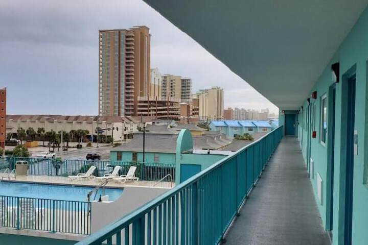 Beachside Resort Hotel