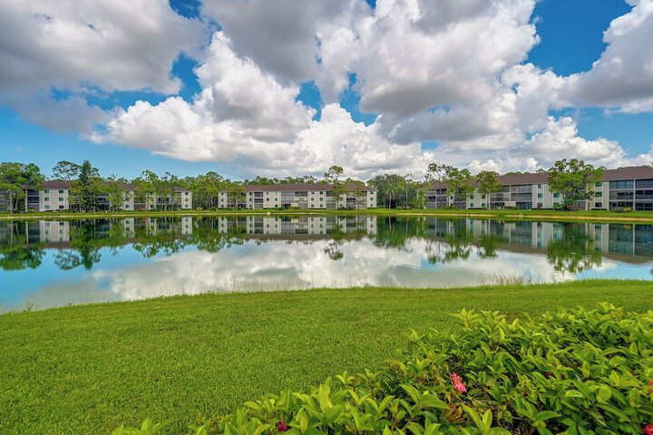 3 Mi to Beaches: Naples Condo w / Pool Access!