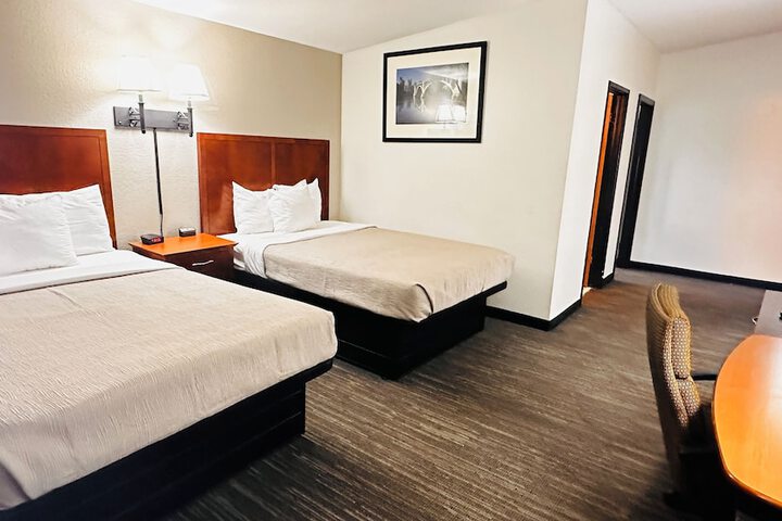 Room 29 of 34