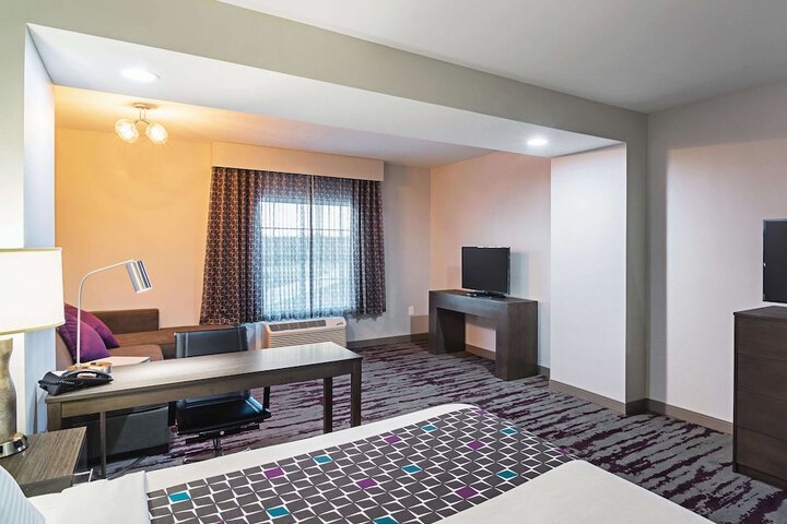 La Quinta Inn & Suites by Wyndham Dallas - Wylie