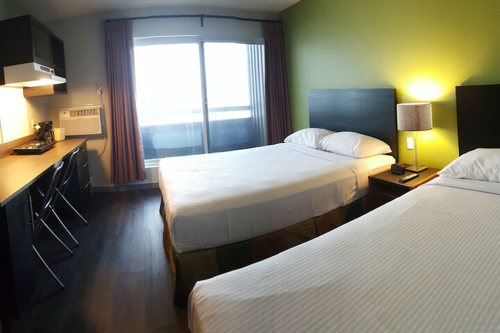 Room 28 of 39