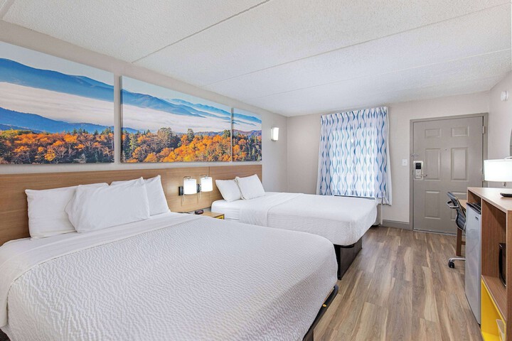 Room 15 of 34