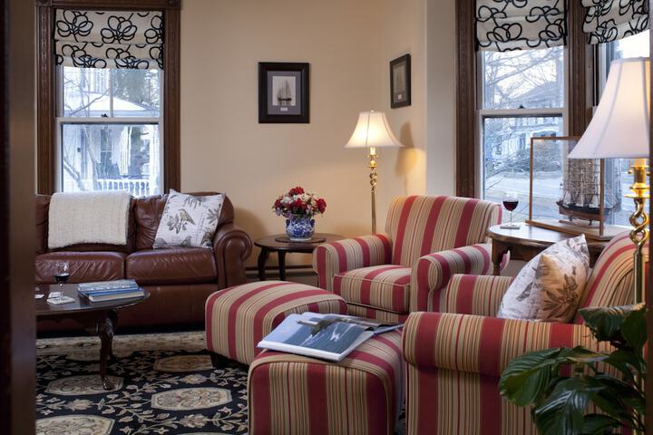 Brewster House Bed & Breakfast
