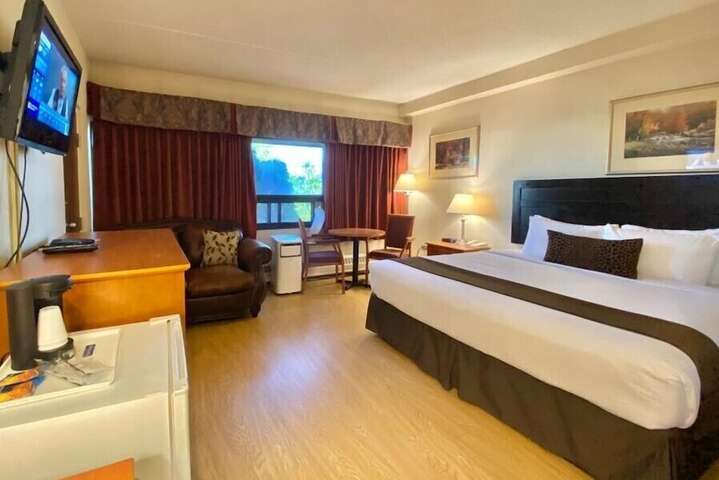 Room 8 of 20