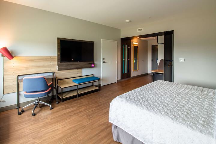 Room 29 of 39