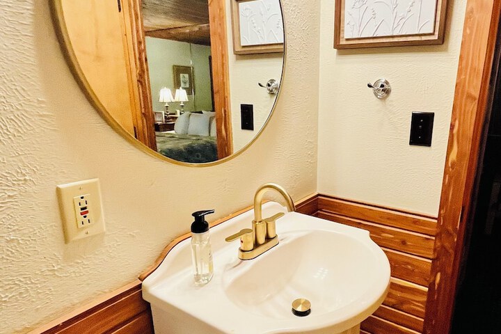 Bear Inn Retreat