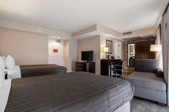 Room 35 of 52