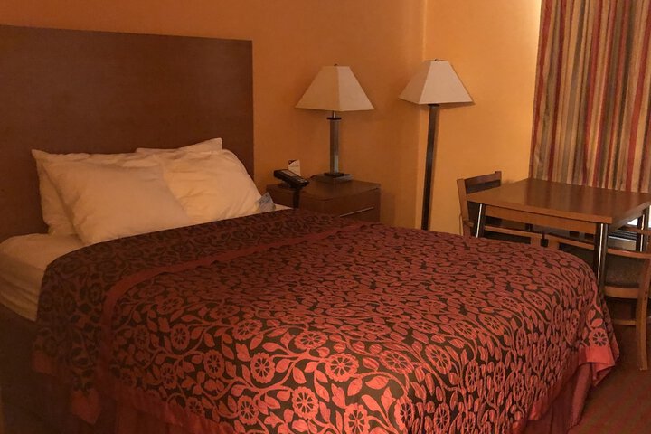 Days Inn by Wyndham Franklin