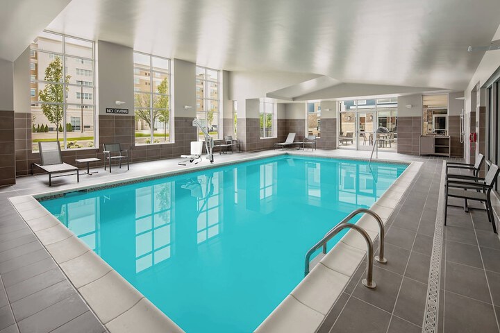 Residence Inn by Marriott Detroit Farmington Hills