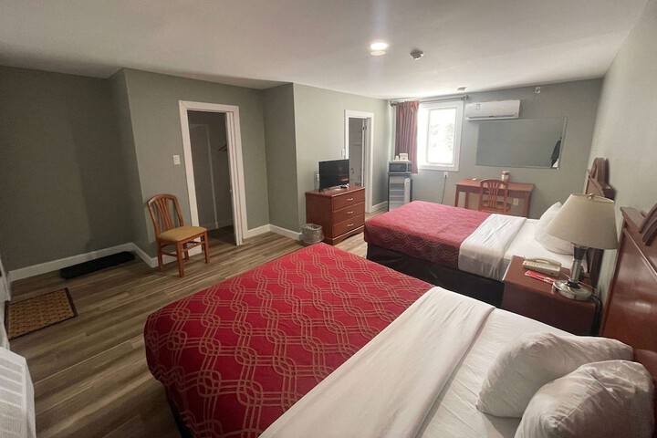 Room 29 of 31
