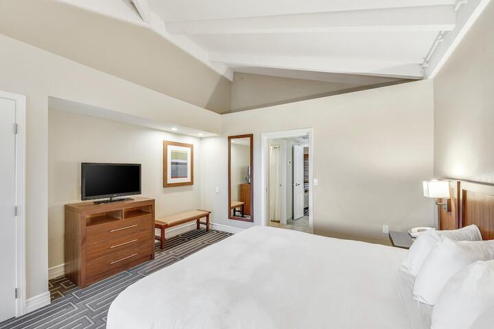 Hilton Phoenix Tapatio Cliffs Resort