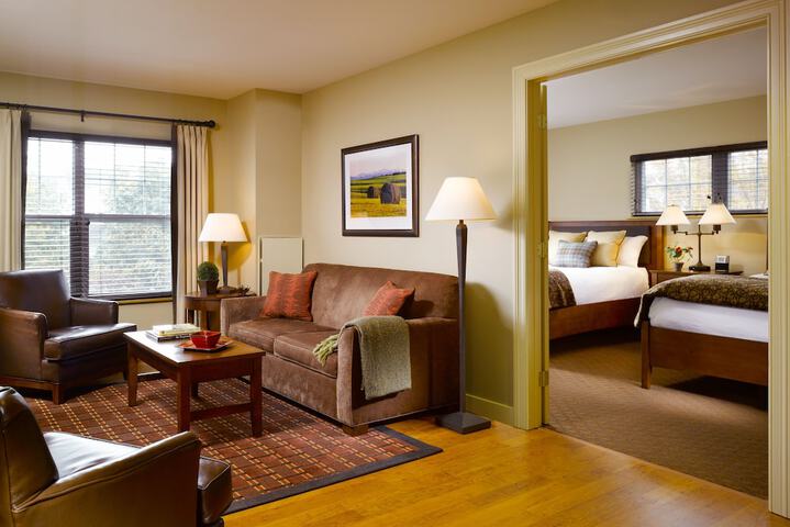 Green Mountain Suites Hotel