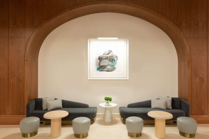 Lounge 265 of 278