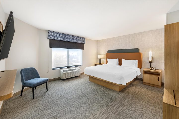 Hampton Inn & Suites Moreno Valley