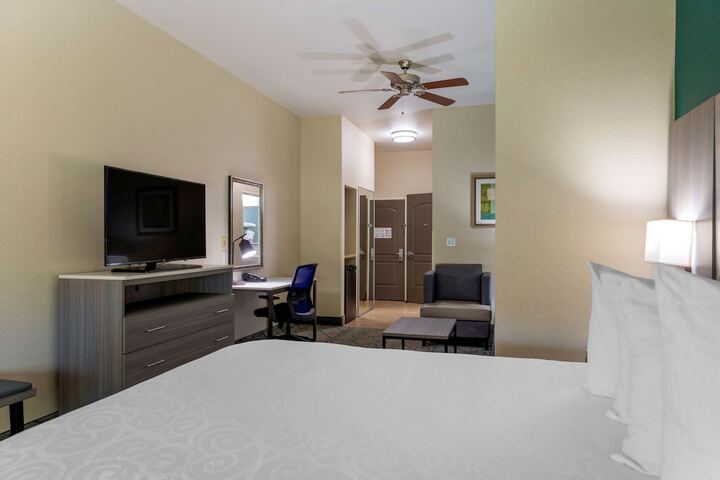 Room 36 of 46