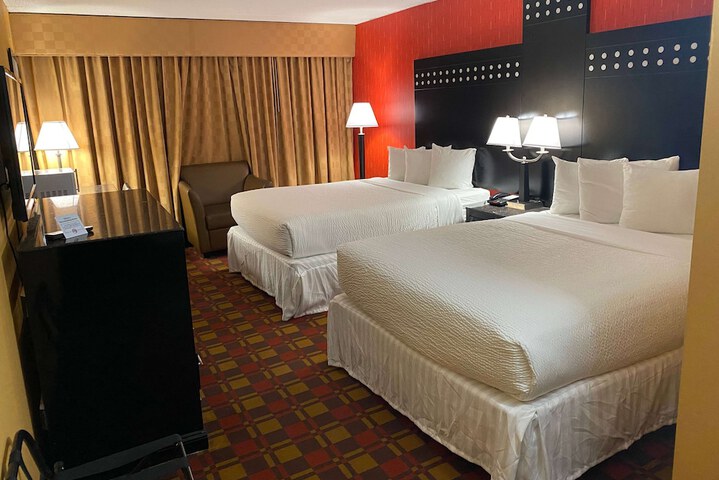 Room 9 of 29