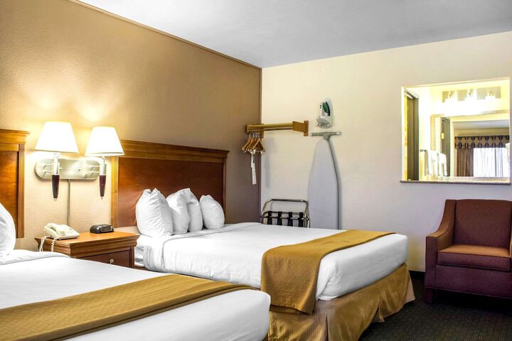 Room 18 of 26