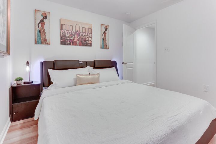 Cozy Inwood Apartment: History Hiking & Wine!