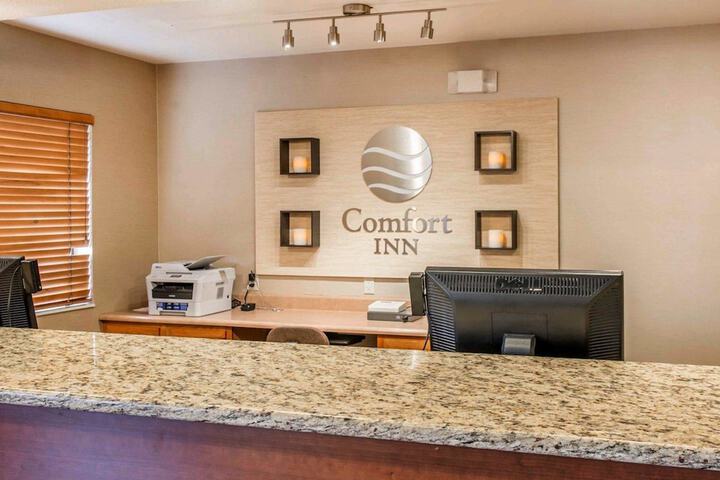 Hotel Interior 10 of 41