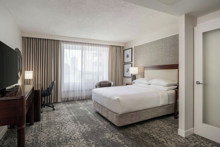 Sheraton Cavalier Saskatoon Hotel