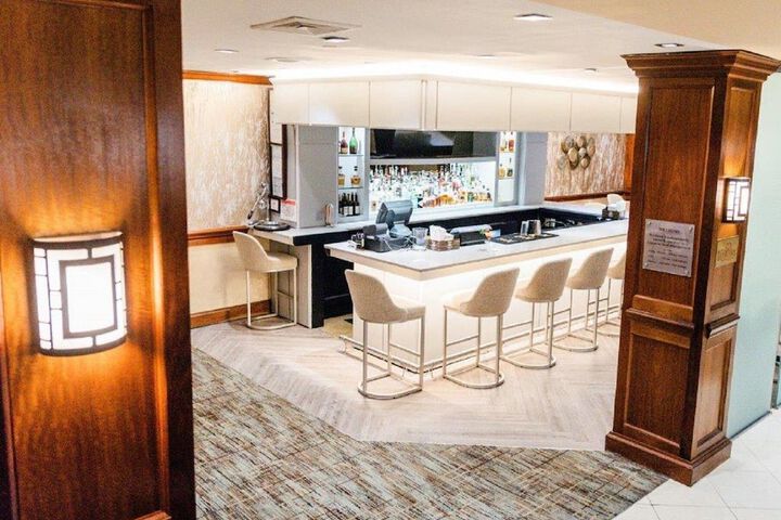 Crowne Plaza Knoxville Downtown University by IHG
