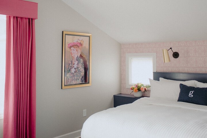 Room 78 of 166