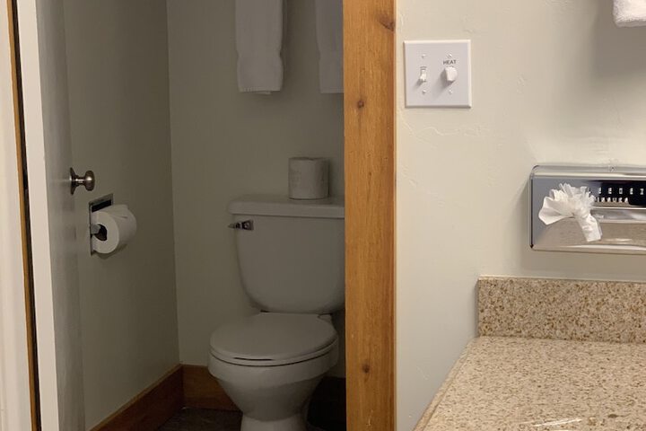 Room 8 of 35