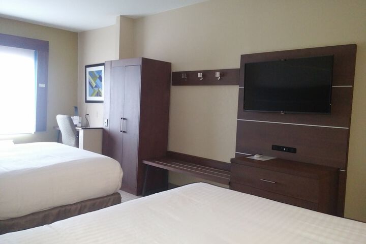 Comfort Inn & Suites Miami - Route 66
