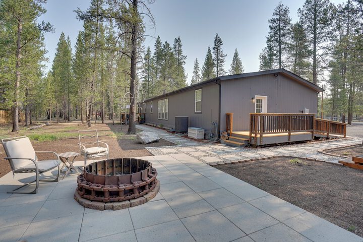 the Hub La Pine Vacation Rental - Dog Friendly!