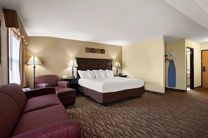 Room 44 of 62