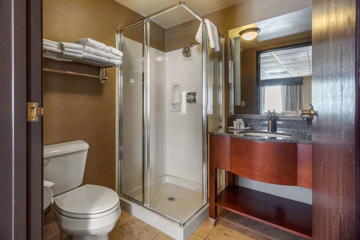 Room 15 of 49