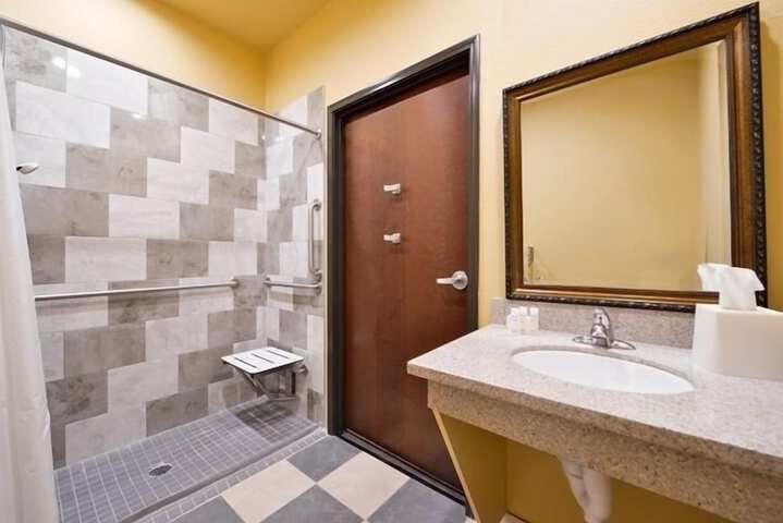 Room 29 of 42
