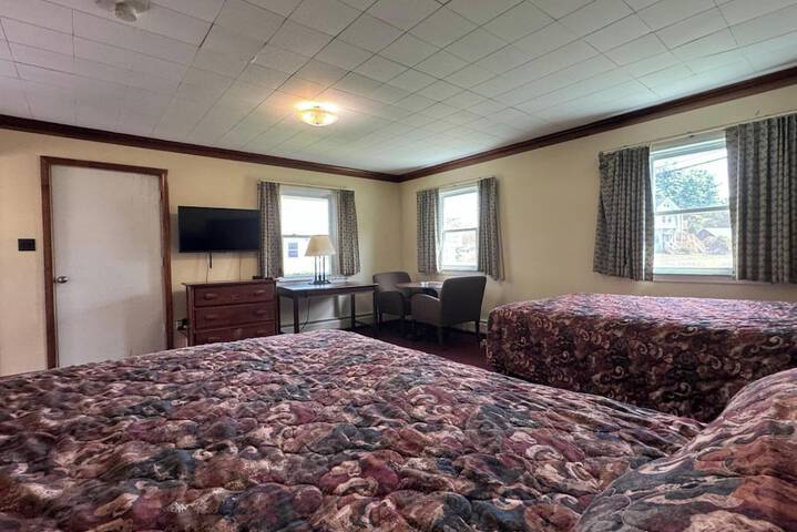 Room 18 of 46