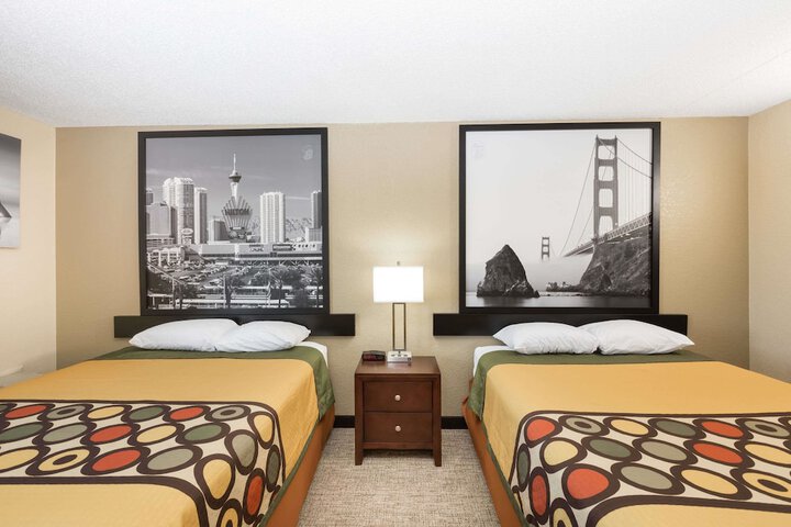 Room 23 of 30