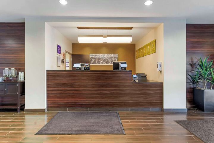 Sleep Inn & Suites Cumberland - LaVale